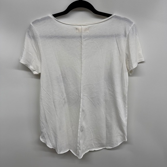 Hollister White Graphic T Shirt Women's Small Leopard Floral Print V Neck Y2K - Picture 6 of 9